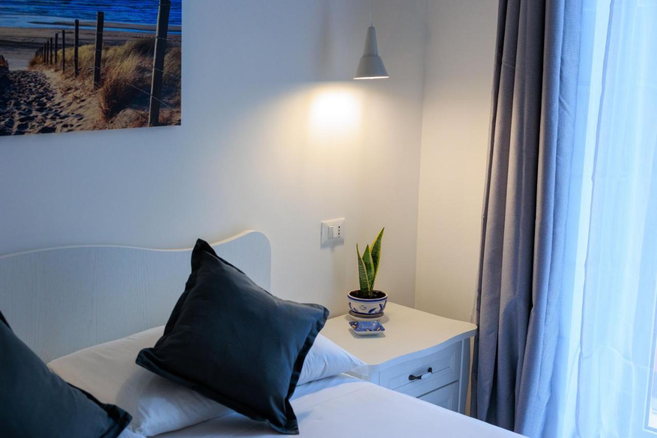 Miramare Rooms B&B Авола Экстерьер фото